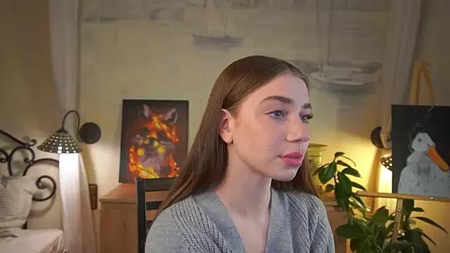EadlinGillim from StripChat is Freechat