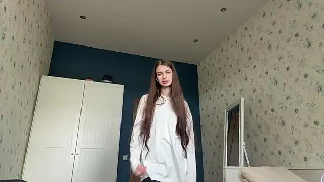 EastLuna from StripChat is Freechat