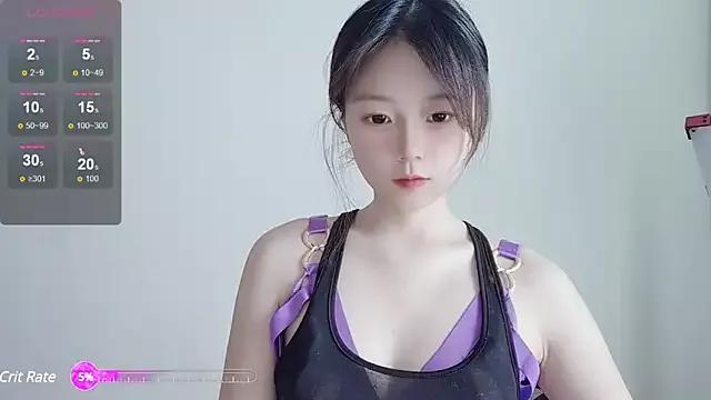EdenDaisy from StripChat