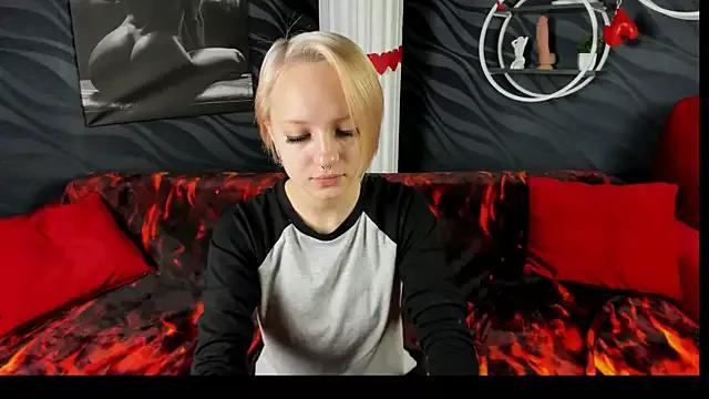 EdithSccott from StripChat is Freechat