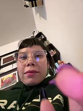 EemaHaruki from StripChat