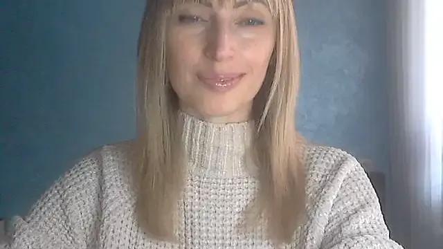 EffectMaya from StripChat