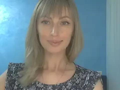 EffectMaya from StripChat