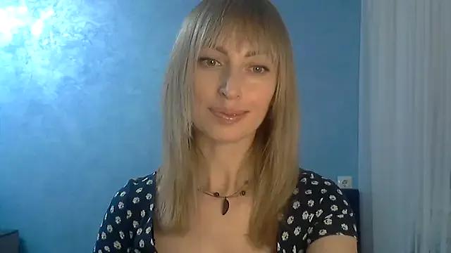 EffectMaya from StripChat