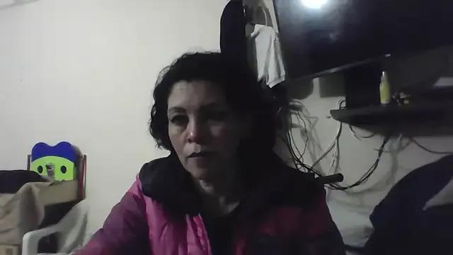 electra-mommy from StripChat