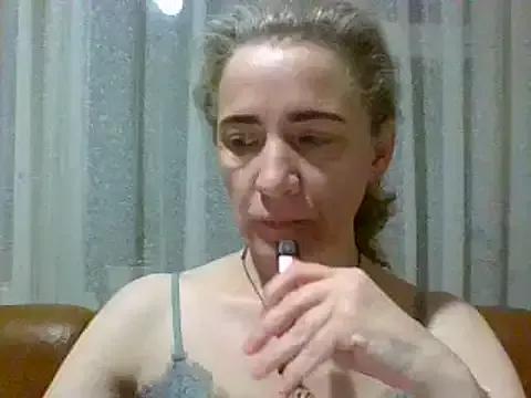 Elena_hot08 from StripChat