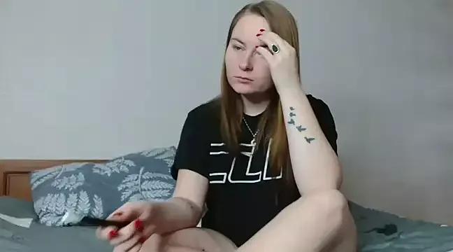 ElenaMaeer from StripChat