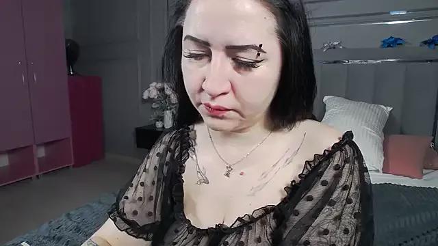 ElianaBlakes from StripChat is Freechat