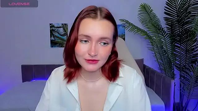 Elis_Cherry from StripChat is Freechat