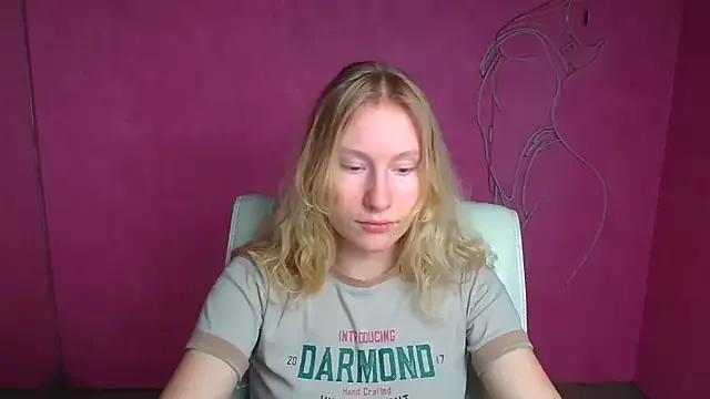 Elizabeth_Kissa from StripChat is Freechat