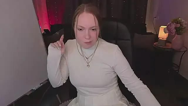 Elizabeth_Walson from StripChat is Freechat