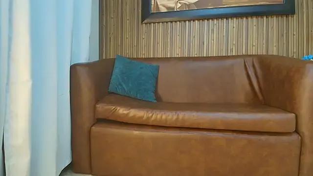 elizawiliamst from StripChat is Freechat
