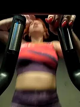 Ella__Kross from StripChat