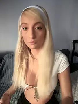 Ella_Charm from StripChat