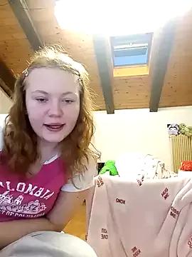 ella_grays from StripChat
