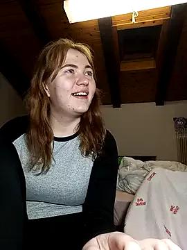 ella_grays from StripChat