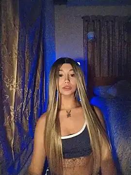 Ella_rr from StripChat is Freechat