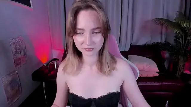 EllaBloom from StripChat is Freechat