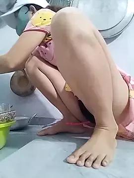 Ellie-Min from StripChat