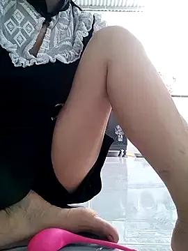 Ellie-Min from StripChat is Freechat