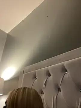 EllieMaeBaby from StripChat is Freechat