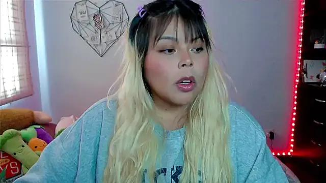 EllieMoonX from StripChat is Freechat