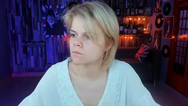 EllieMurler from StripChat is Freechat