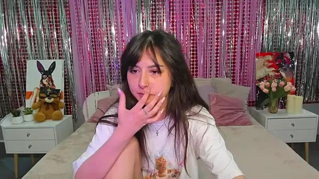 Ellle_XO from StripChat