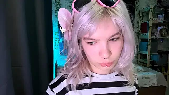 ElnoraVanord from StripChat is Freechat