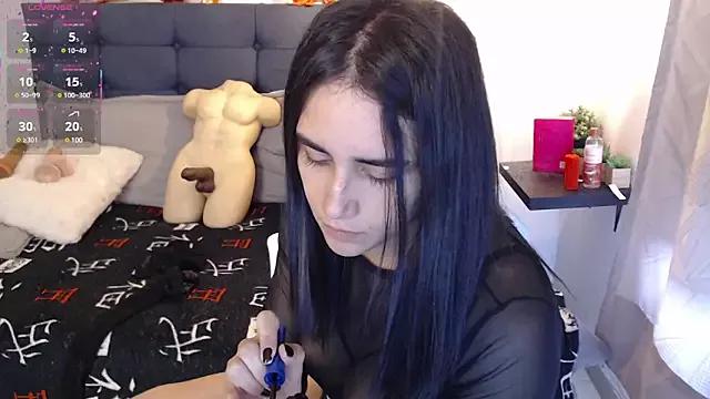 elowen_halley1 from StripChat is Freechat