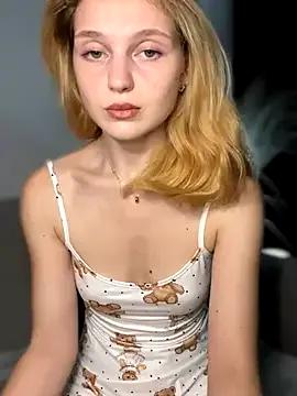 Emaline_Fane from StripChat is Freechat