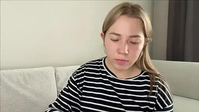 Checkout girls naked models with similar nickname. Cute sexy Free Models.
