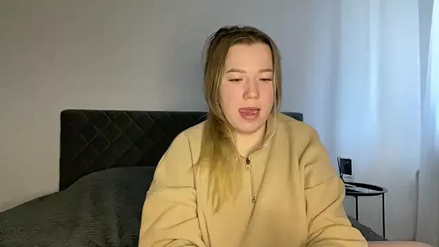 Checkout girls naked models with similar nickname. Cute sexy Free Models.