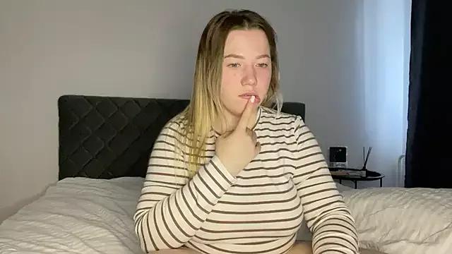 Checkout girls naked models with similar nickname. Cute sexy Free Models.