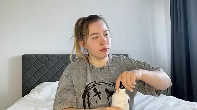 Checkout girls naked models with similar nickname. Cute sexy Free Models.