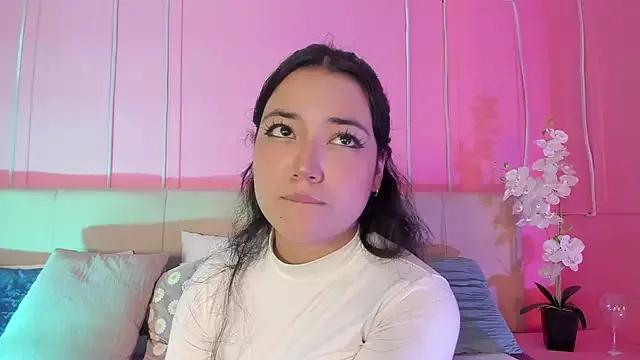 Emelyy_Carter from StripChat is Freechat