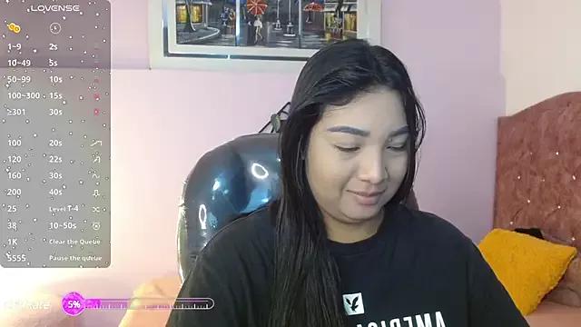 emeralrose from StripChat