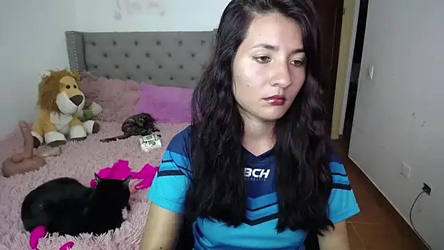 emily-hairy from StripChat is Freechat