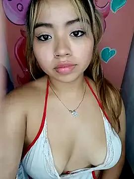 Emily__Hott from StripChat is Freechat