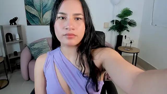 emily_yeon from StripChat is Freechat