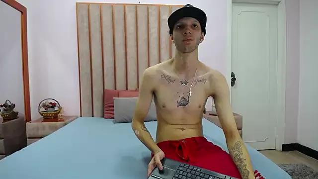 EmilyandMarcus from StripChat is Freechat