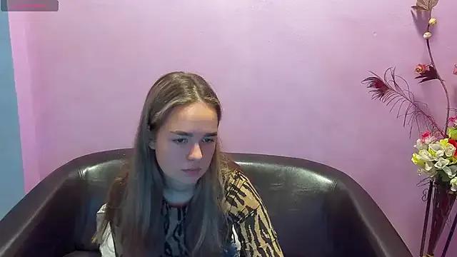 Emilybaby_xxx from StripChat is Freechat
