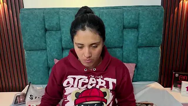 EmilyGala from StripChat is Freechat