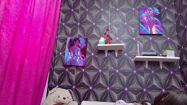 emilygrooe from StripChat is Freechat