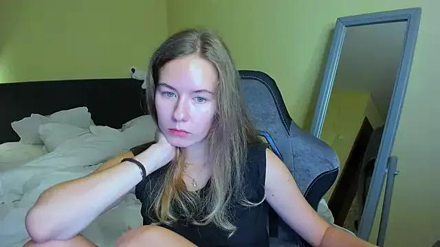 Checkout girls naked models with similar nickname. Cute sexy Free Models.