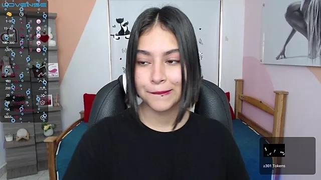 emma_7332 from StripChat