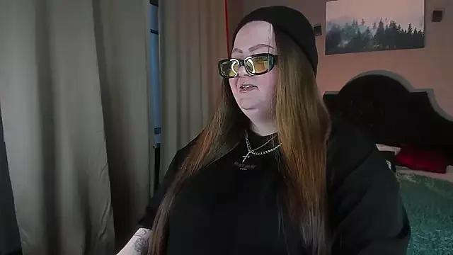EMMA__CONNOR from StripChat