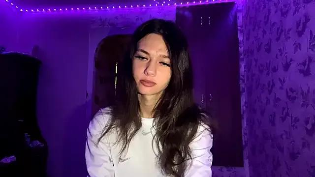 Emma_Shy_but_Shine from StripChat is Freechat
