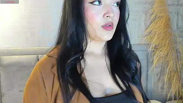 EmmaBlossom from StripChat is Freechat