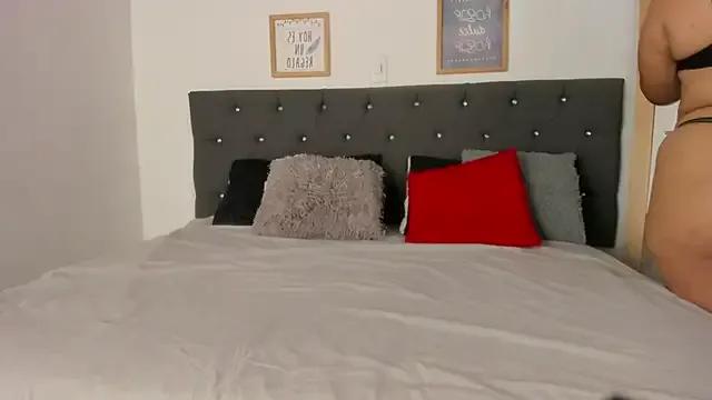 EmmadaSilva from StripChat is Freechat